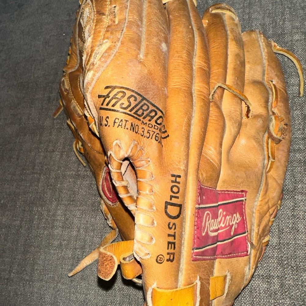 Baseball Glove - image 2